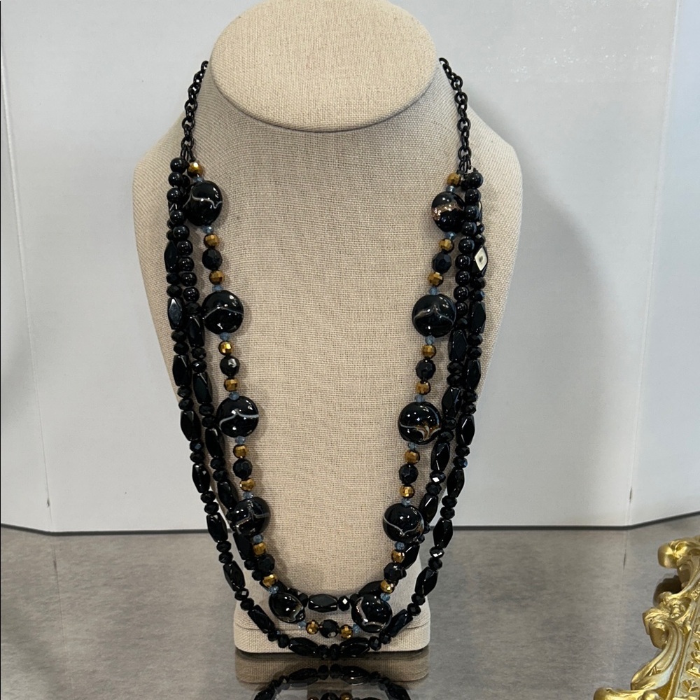 Elegant Black and Gold Glass Beaded Necklace